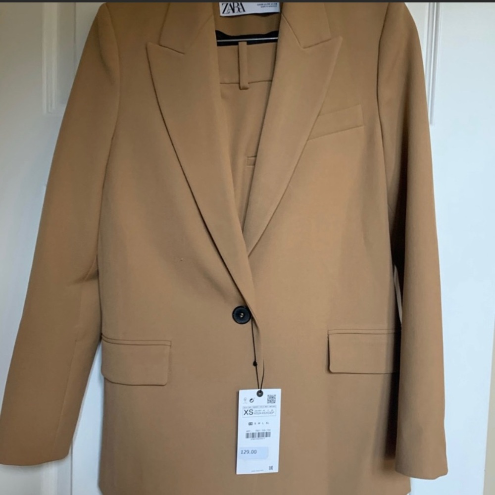 Zara Blazer!  Pants Included!  Complete New Suit!